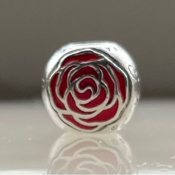 Pandora Disney’s Sterling Silver Belle’s Enchanted Rose Charm. - Picture 4 of 5